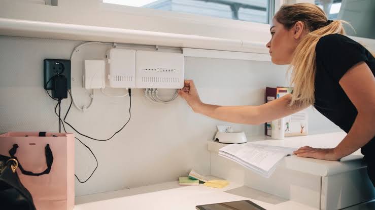 How to Optimize Your Wi-Fi Network for Speed in 2025